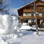 Edelweiss ゼーフェルト・イン・チロル