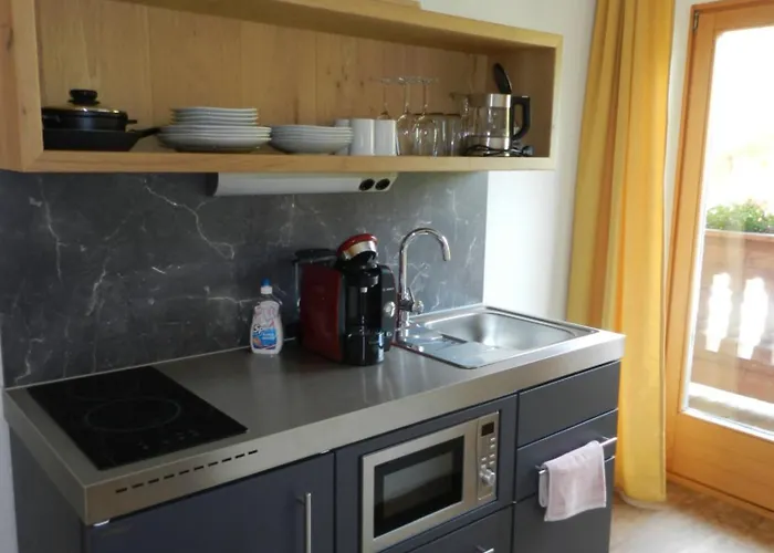 Homestay Edelweiss *